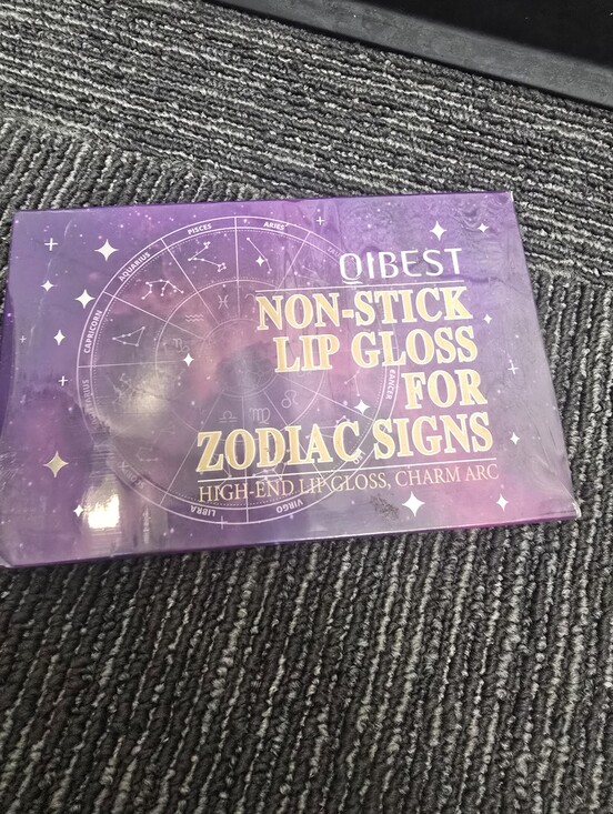Other - Purple Zodiac Non-Stick Lip Gloss Set